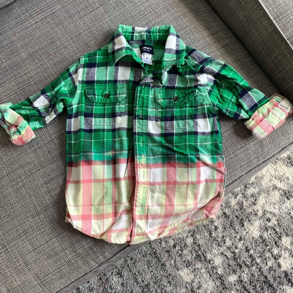 Carters Distressed flannel green